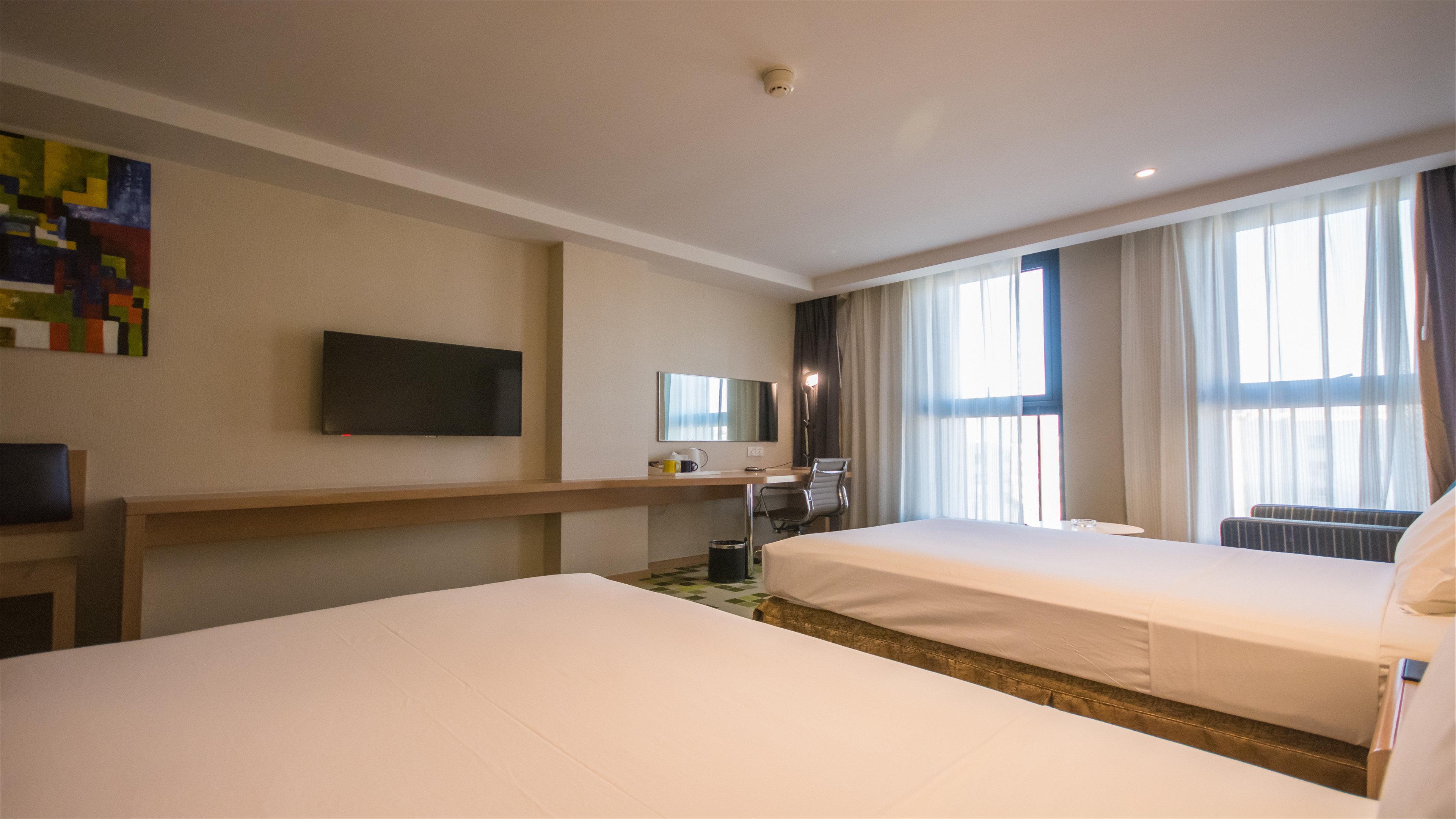 Holiday Inn Express Zhangjiakou Park View, An Ihg Hotel Экстерьер фото