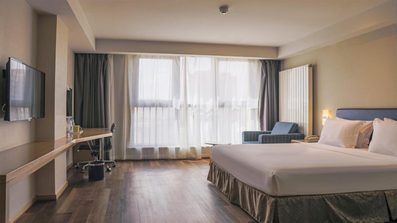 Holiday Inn Express Zhangjiakou Park View, An Ihg Hotel Экстерьер фото