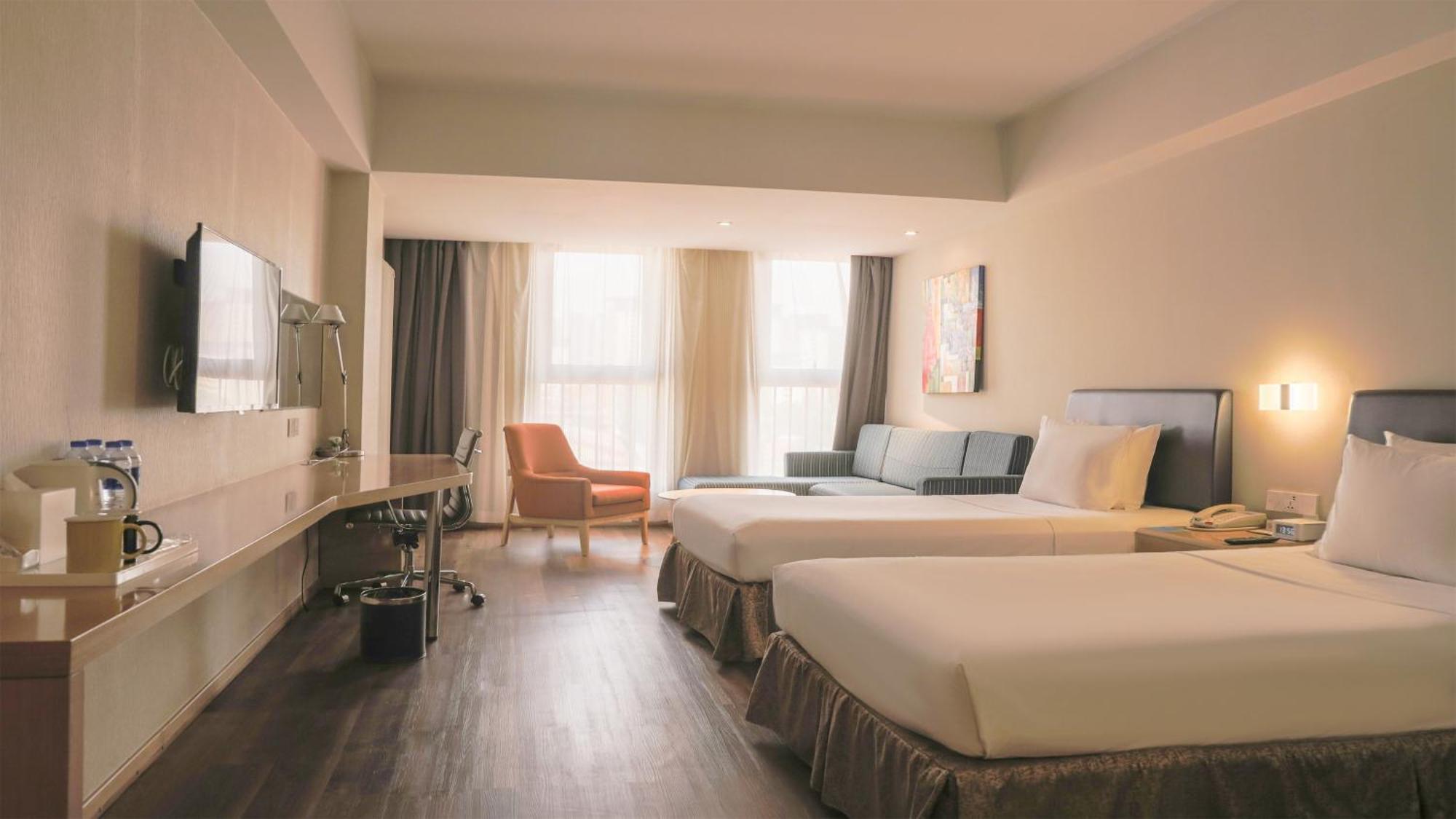 Holiday Inn Express Zhangjiakou Park View, An Ihg Hotel Экстерьер фото