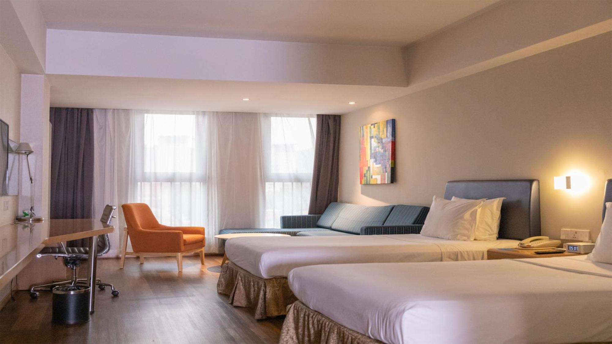 Holiday Inn Express Zhangjiakou Park View, An Ihg Hotel Экстерьер фото