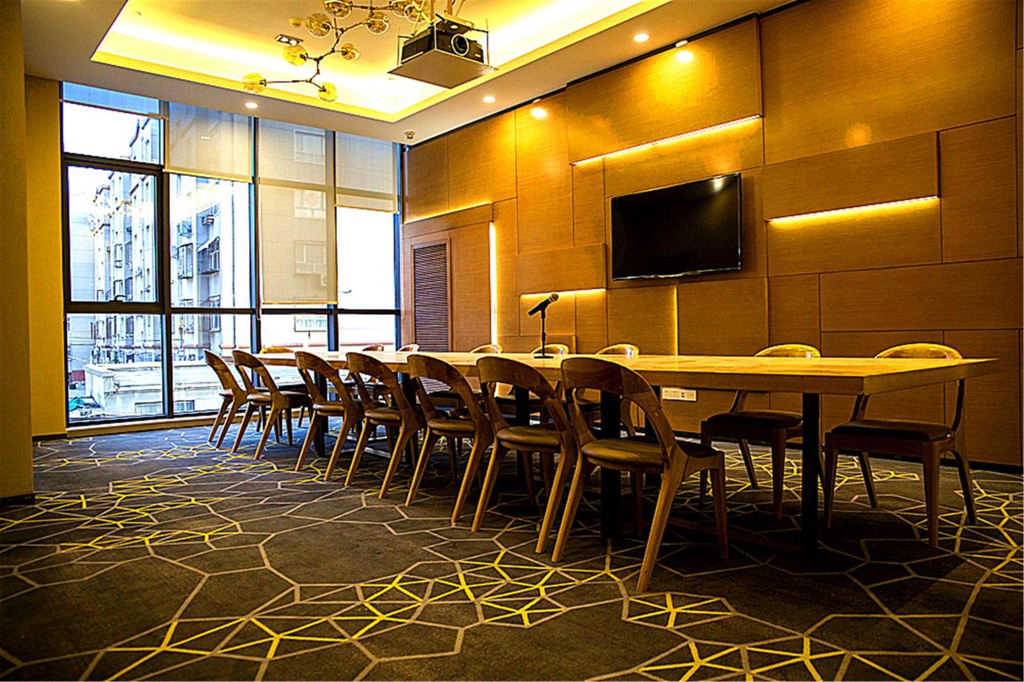 Holiday Inn Express Zhangjiakou Park View, An Ihg Hotel Экстерьер фото